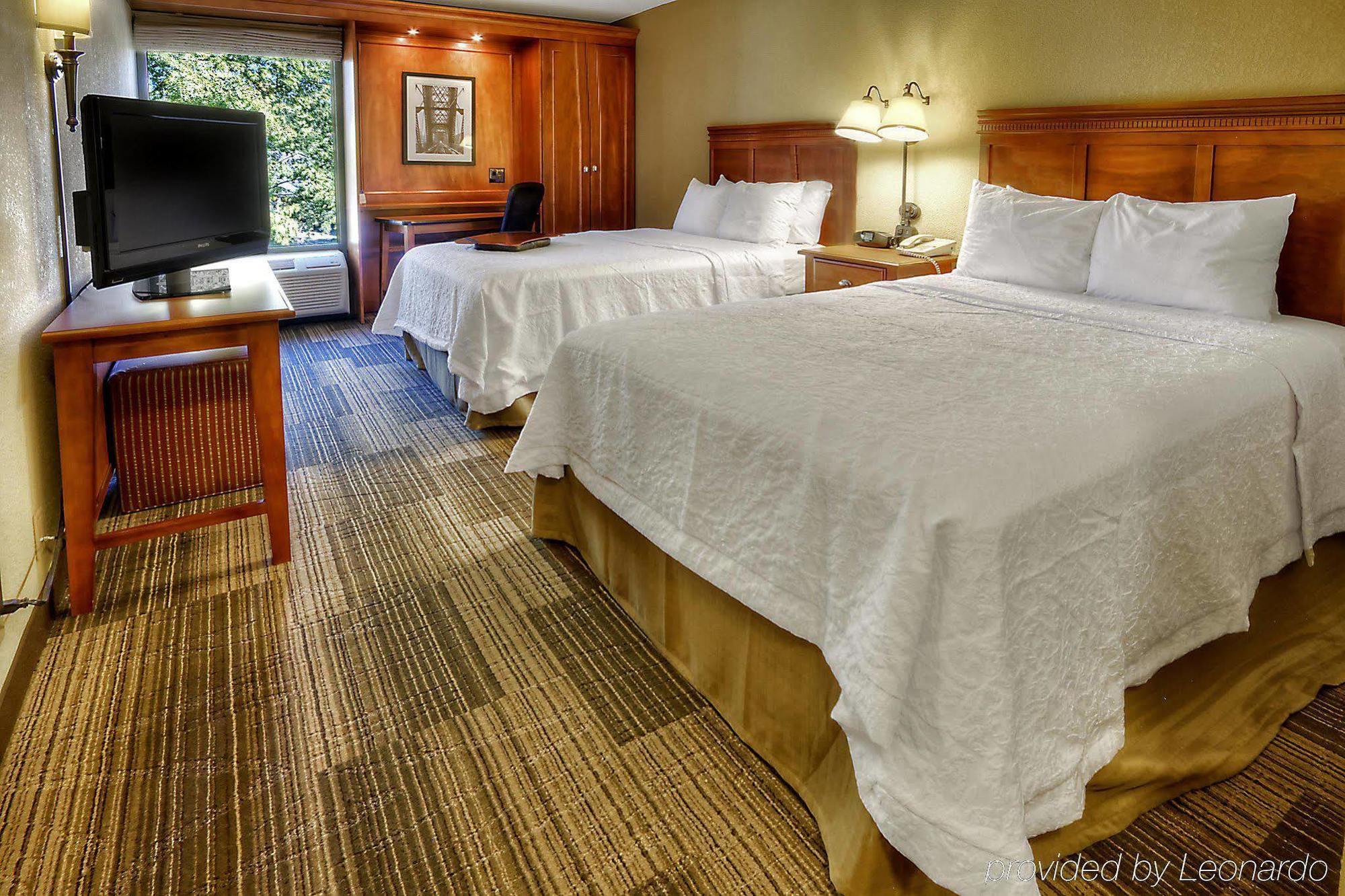 Hampton Inn Memphis Poplar Luaran gambar