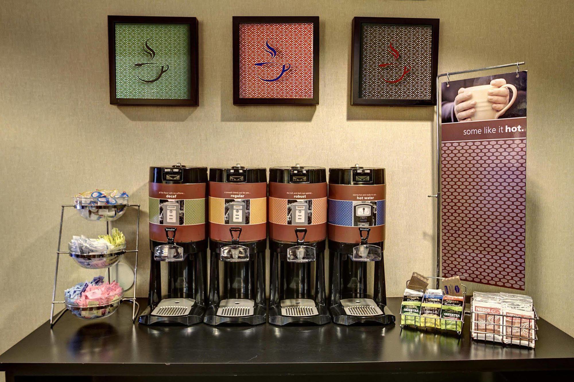 Hampton Inn Memphis Poplar Luaran gambar